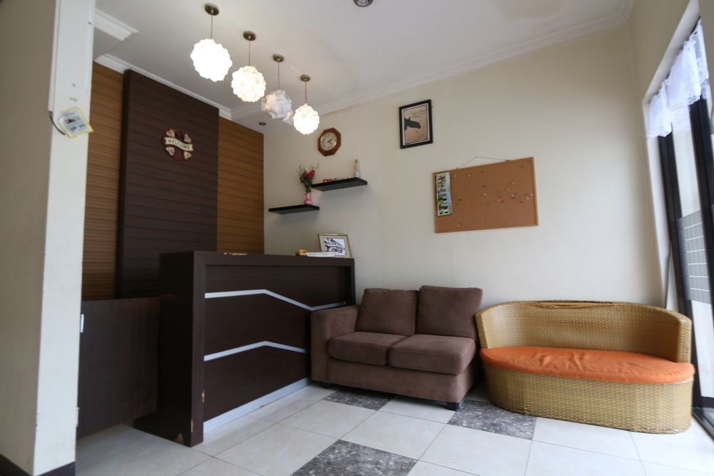 Unique Guesthouse Bandung Exterior photo