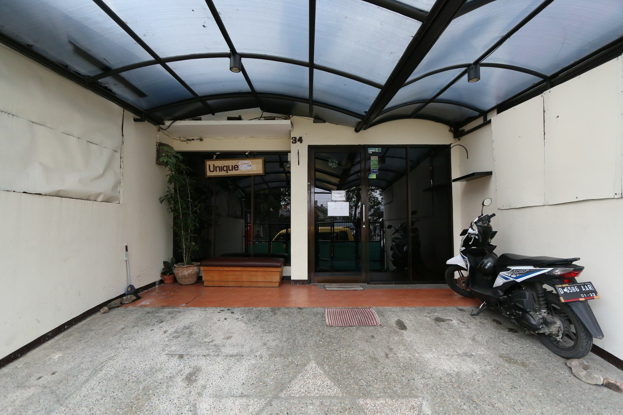 Unique Guesthouse Bandung Exterior photo